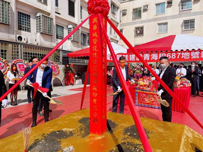 興華城建設、龍廷建設合資的新案近日動土。（柯宗緯攝）