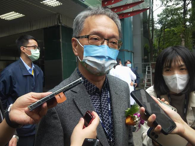 对于外界质疑疫苗掮客身分，卫福部长薛瑞元今（19）表示，就算知道也不能讲，因为最后没有谈成。（资料照／王家瑜摄）