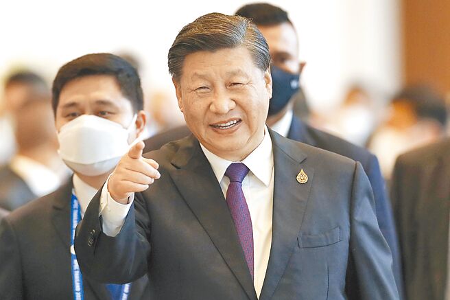 中国国家主席习近平出席APEC经济领袖峰会。图／美联社