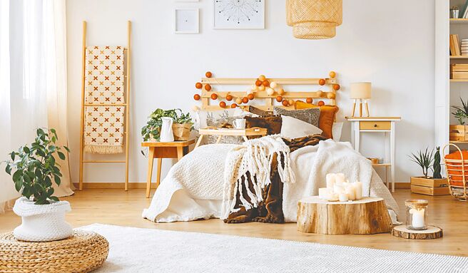 打造秋冬舒适的家，可以用地毯隔绝凉意。（21世纪不动产提供）