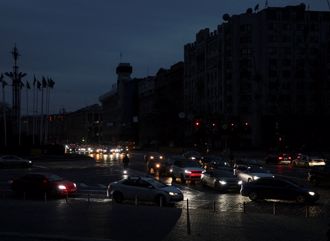 俄羅斯攻擊癱瘓電力設施 烏克蘭：供電仍在控制中