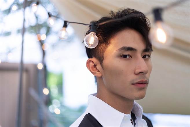 林家佑分享理想型，喜欢眼睛大、漂亮的女生。（罗永铭摄）