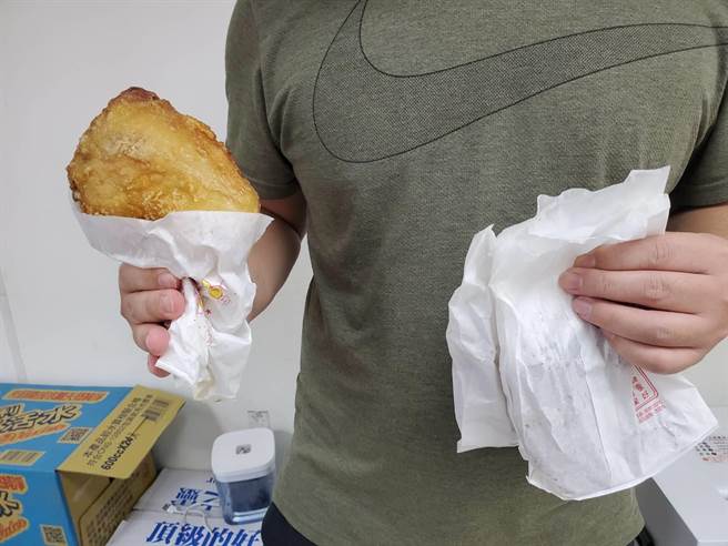 警方就是购买香喷喷的「酥炸大鸡腿」喂狗，成功进屋逮捕陈嫌。（台中市警察局提供／张妍溱台中传真） 　