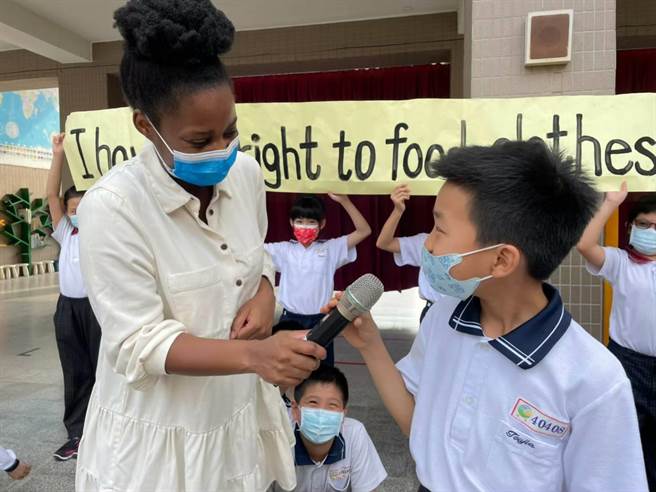 台中市教育局指出，台中市的外師人數是全國第一。（台中市教育局提供）