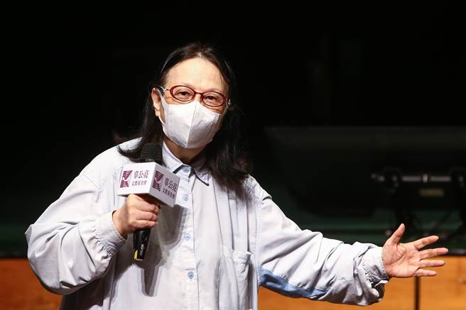 辜公亮文教基金會執行長辜懷群表示劇迷不僅可以在現場親臨視覺饗宴，無法到場的劇迷可以在YT搜尋《酷雲劇場》頻道同步時間線上觀看。（鄧博仁攝）