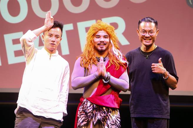 「李清照私人劇團感傷動作派」、「劉冠詳舞蹈與音樂工作室」以及「兆欣X華姵」三個團隊導演劉亮延（右起）、劉冠詳、兆欣。（鄧博仁攝）