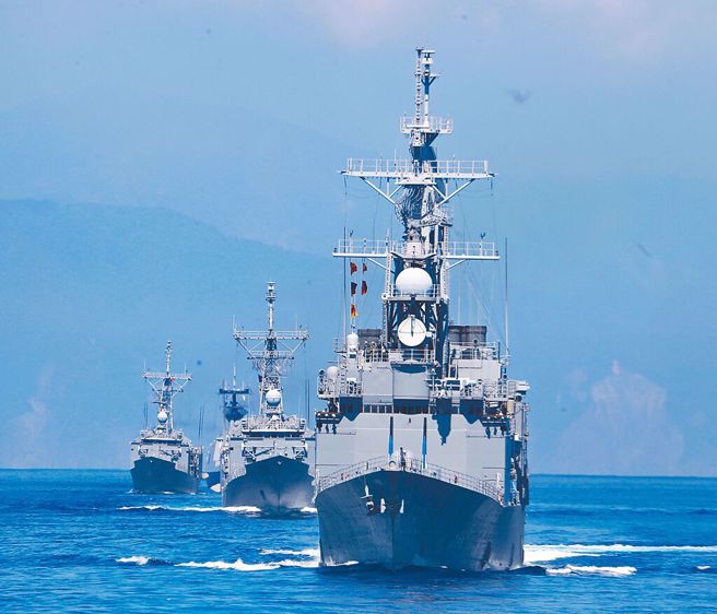 九合一選舉投票日，國防部仍保持最大兵力戰備，官兵正常輪休投票。(國防部提供)