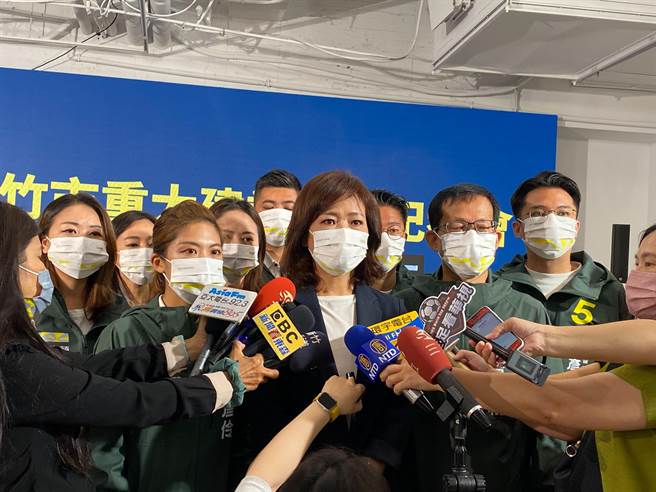 沈慧虹21日对高虹安提出质疑，究竟她是听谁的话？究竟谁才是她真正的老板？现在看来她的老板已越来越多，而且都是特定人士。（陈育贤摄）