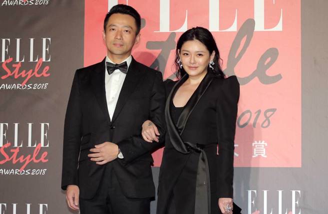 汪小菲在微博怒骂大S、小S及徐妈妈，并表示明天将飞抵台北。(中时资料照)