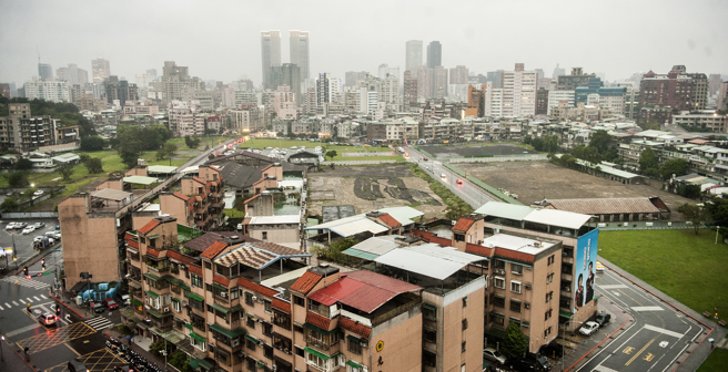 大案来了！陆保厂地上权今年底前公告招标 底价50亿元以上。图为陆军保养厂基地。（本报资料照片）