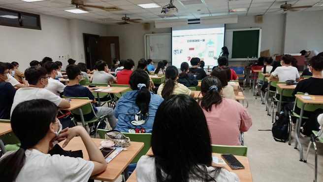 具丰沛国际移动力能量的义守大学，于平时课程教学就累积学子的语文沟通能力，更透过学校建立的国际桥梁，开拓义大生的视野。(照片/义守大学提供)