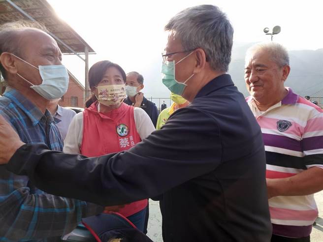 前副总统陈建仁，赴仁爱乡关怀原住民。（蔡培慧竞总提供／廖志晃南投传真）