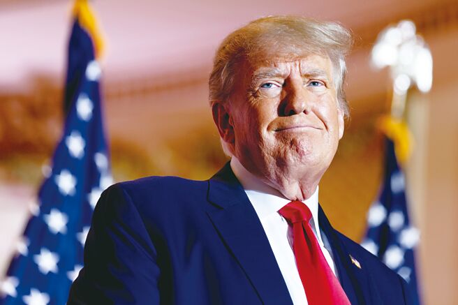 川普帐号在美东时间19日晚上10点恢復，但本人对此表示兴趣缺缺。图／美联社