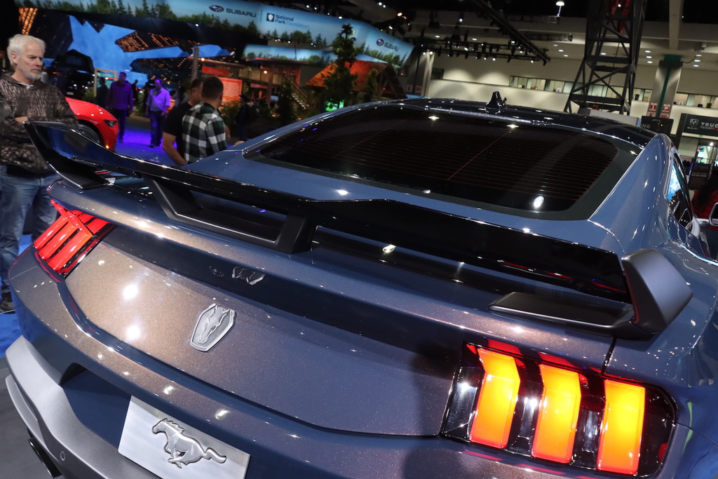 2022 洛杉磯車展現場直擊：Ford Escape 中期改款與 Mustang 七代大改撐住福特北美乘用車市場！ (圖/CarStuff)