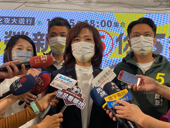 沈慧虹22日表示，由高虹安提出的质疑来看，可见高虹安对市政不够了解、熟悉，也对新竹8年改变视而不见。（陈育贤摄）