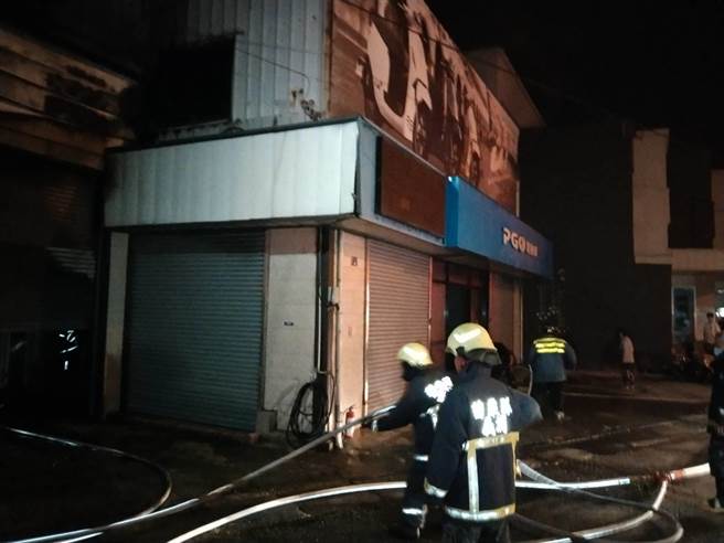 苗栗消防局出动26位消防员前往救灾。（翻摄照片／李京升苗栗传真）