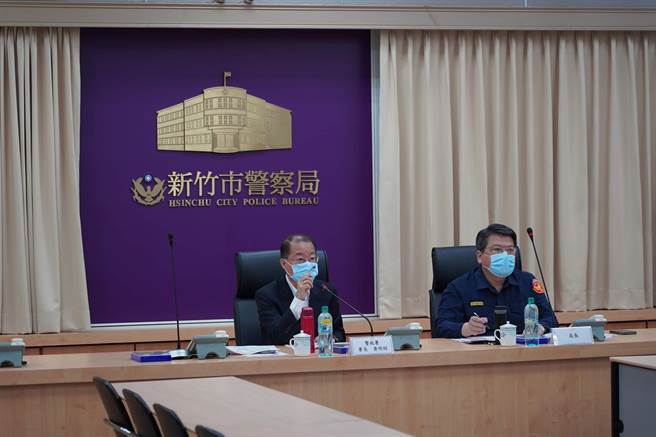 为了维护选前治安，警政署长黄明昭特地21日赴新竹市警局，听取选举查贿制暴工作简报。（新竹市警局提供／王惠慧新竹传真）