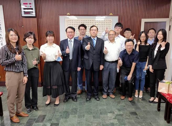 检察总长邢泰钊到新竹、苗栗、云林及嘉义地检署视察。(图／最高检提供)