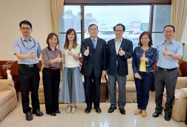 检察总长邢泰钊到新竹、苗栗、云林及嘉义地检署视察。(图／最高检提供)