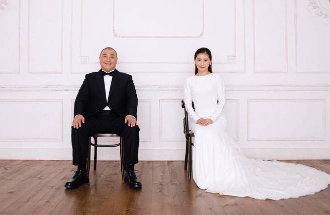 西野未姬宣布和山本圭一結婚。(圖／取自西野未姬IG)