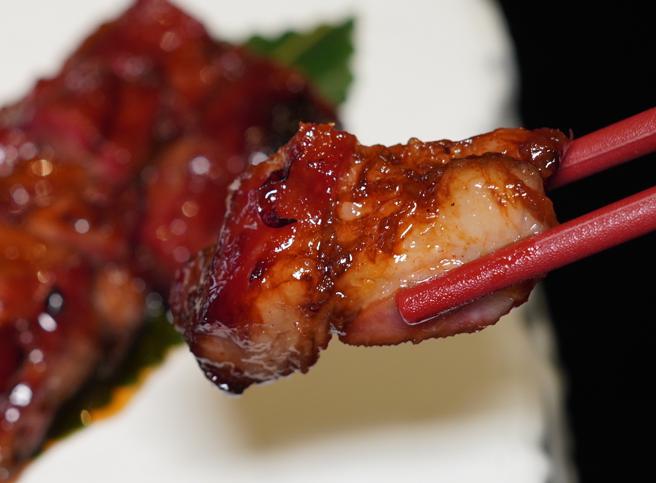 香宫蜜汁叉烧皇。（何书青摄）