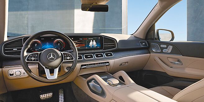 GLS採双12.3吋萤幕搭进阶MBUX多媒体系统。（台湾宾士提供）