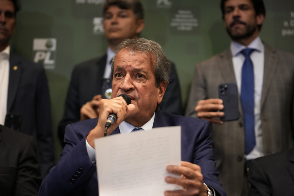巴西总统波索纳洛（Jair Bolsonaro）上月在总统大选中败给左派竞争对手鲁拉，因而对结果提出质疑，但这项诉求不太可能成功。图/美联社(photo:ChinaTimes)