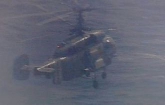 陸艦載卡-28反潛直升機首現東部外海　國防部曝「數次起降」：監控中