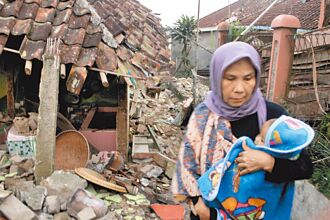 印尼爪哇強震 死亡超過268人