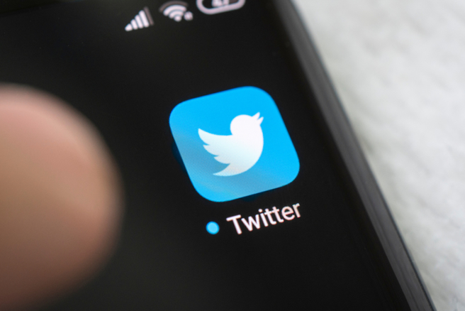 推特遭駭客入侵，數億用戶個資外洩。（示意圖/達志影像/shutterstock）