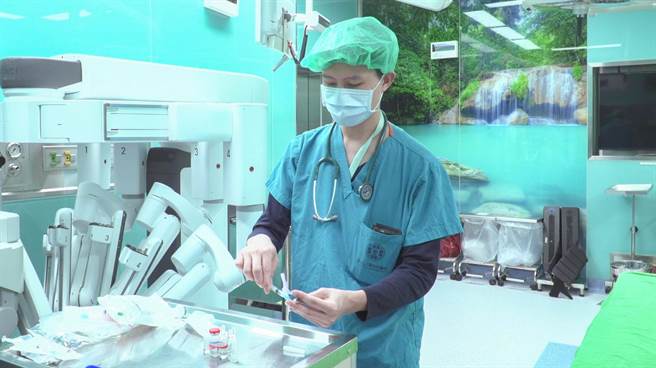 童医院呼吁民眾与麻醉科医师进行充分沟通与合作，才能够降低麻醉风险。(童医院提供)