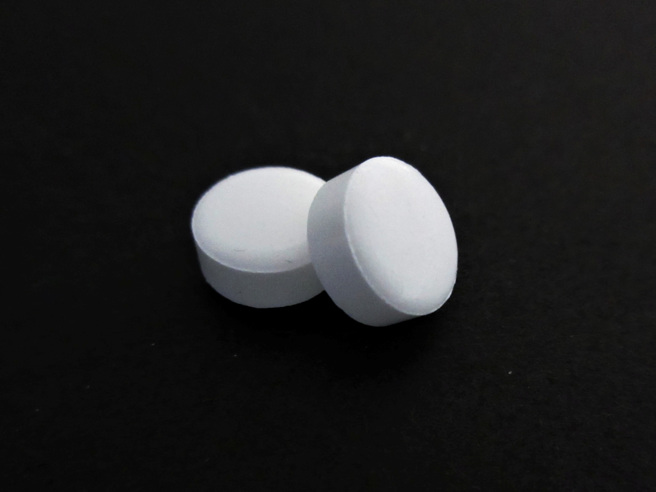 Xocova是在COVID-19感染初期时，每天1次、连续服用5天的口服药，临床试验显示可缓解轻症及中症患者的发烧、喉咙痛、咳嗽、倦怠感、鼻塞等症状。（图/ 路透社）