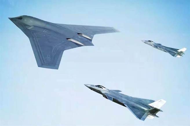 现在中国有了多款改良型的轰-6系列轰炸机，基本上可以应对台海与南海的战略需求，加上轰-20（图）正加紧研制，购入重型轰炸机的迫切性大为降低。图为歼-20护航轰-20想像图。（图／现代兵器）