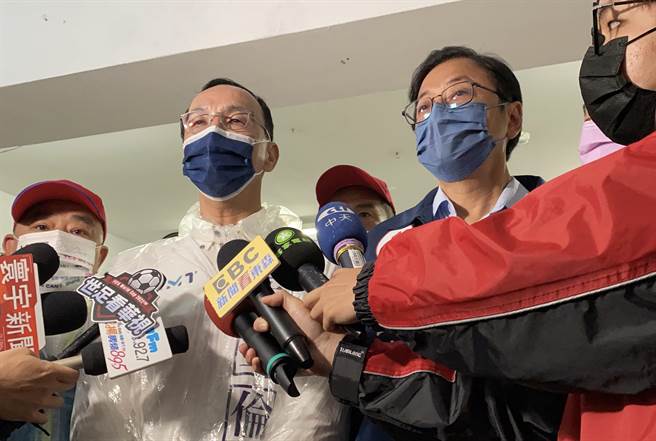 國民黨主席朱立倫今痛批綠營，奧步多到可出書，呼籲別濫用司法。（蔡明亘攝）