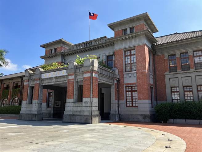 市府回應，有關審計室報告稽核內容，已配合改善精進，針對林耕仁屢次不實指控，昨已委請律師提出告訴，呼籲懸崖勒馬，不要因為選舉一再混淆視聽。（王惠慧攝）