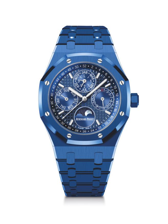 爱彼表Royal Oak 皇家橡树系列万年历腕表，41m， 12万9000瑞郎。（Audemars Piguet提供）