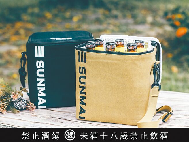 京站的金色三麦享一人吧的LINE FRIENDS世足纪念版冠军啤酒，原价1416元，特价750元。（京站提供）喝酒勿过量 酒后禁开车