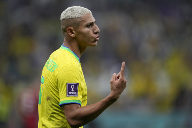 10月中旬傳出傷情的李察里森，幸好並沒有錯過他人生第一次世界盃。(美聯社)