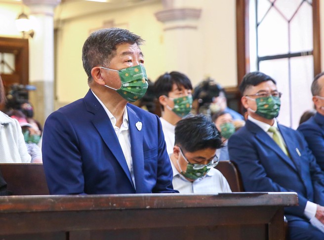 九合一大選競選活動最後一日，民進黨台北市長候選人陳時中上午出席長老教會在濟南教會舉辦的「愛與和平：台北平安」祈禱會。（粘耿豪攝）