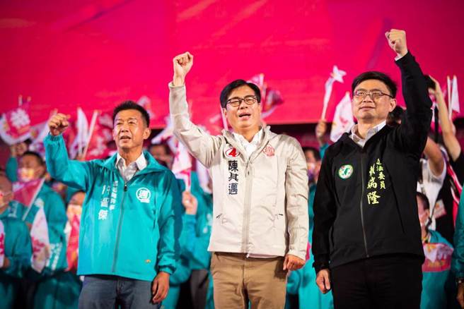 陈其迈登台，现场气氛到达最高点。（袁庭尧摄）