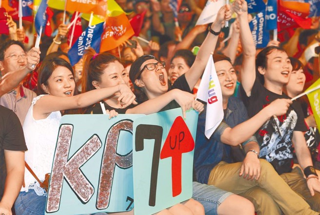 老將不必戀棧，新秀不必排擠，適才適能，擇職而任，這就是「合作」。（本報資料照片）