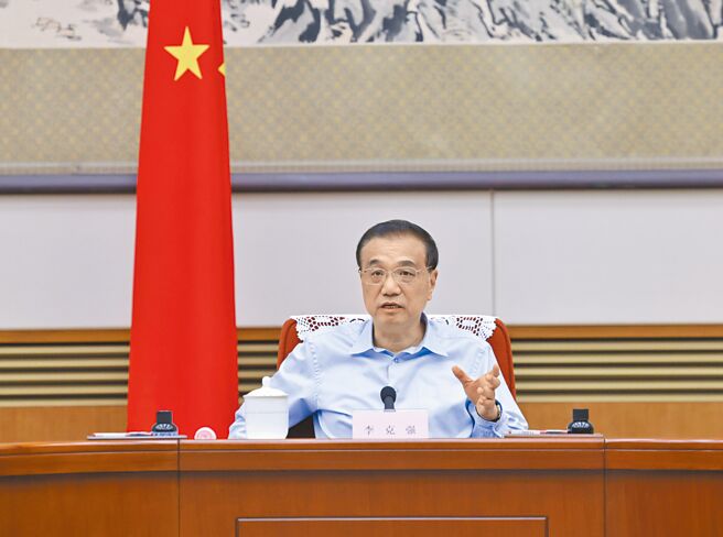 大陆总理李克强提出将适时运用降准等保持流动性合理充裕，市场预期人行最快今日宣布降准。（新华社）