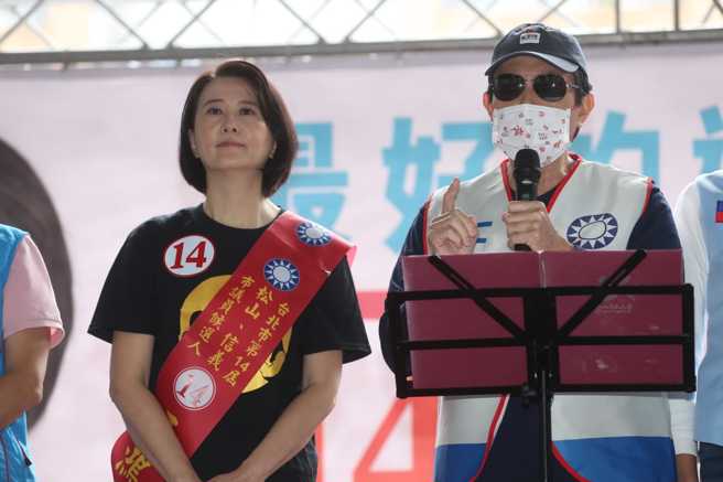 国民党台北市议员王鸿薇被封为「蓝营女战神」、「蓝军第一功臣」。（图／取自王鸿薇脸书）