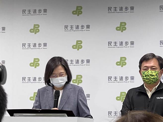 鞠躬致歉 請辭黨主席 蔡英文：沒有讓台灣人民再次感動。曾薏蘋攝