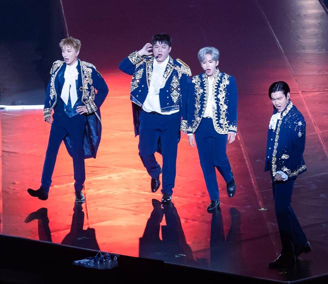 利特在演唱会尾声突然眼眶红。（罗永铭摄）