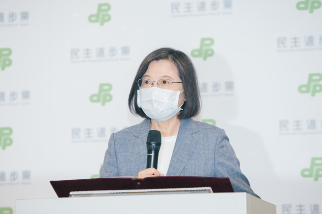 民进党九合一选举失利 ，兼任党主席的蔡英文总统宣布请辞党主席。（资料照片/郭吉铨摄）