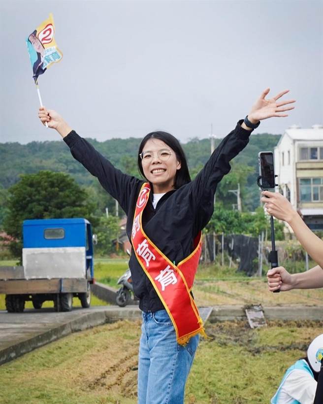 政治素人刘育育，击退寻求连任的现任镇长刘秋东，让地方大感意外。（刘育育提供／李京升苗栗传真）