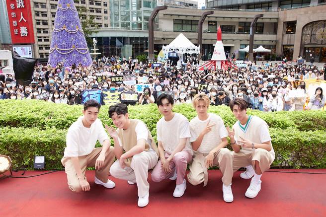 AcQUA源少年昨举办签书会活动。（种子音乐提供）