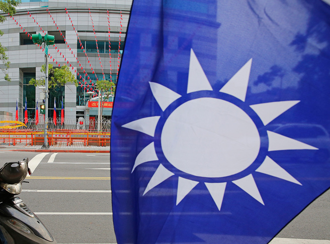 最新網路民調顯示，對於2024總統大選的藍營組合，78％民眾認為「只要有朱立倫，代表國民黨也背離民意，無法打敗民進黨」。（示意圖／資料照片）