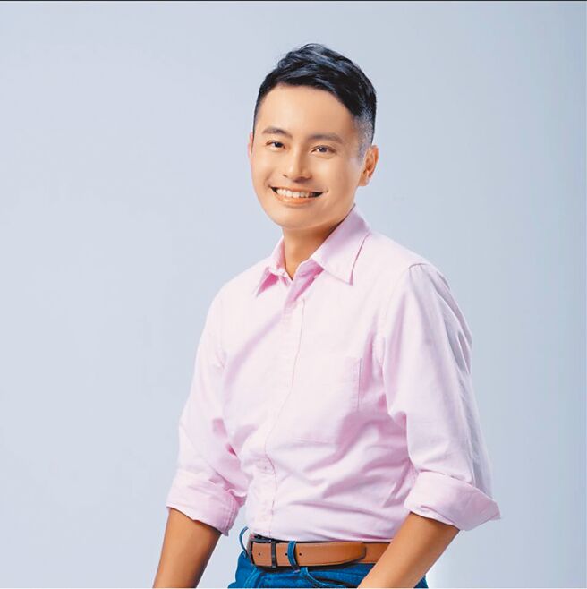 光电博士黄政杰以无党籍身分参选义竹乡乡长，在泛蓝系统的支持下，成功让嘉义县长翁章梁的故乡翻盘。（取自黄政杰脸书／吕妍庭嘉义传真）